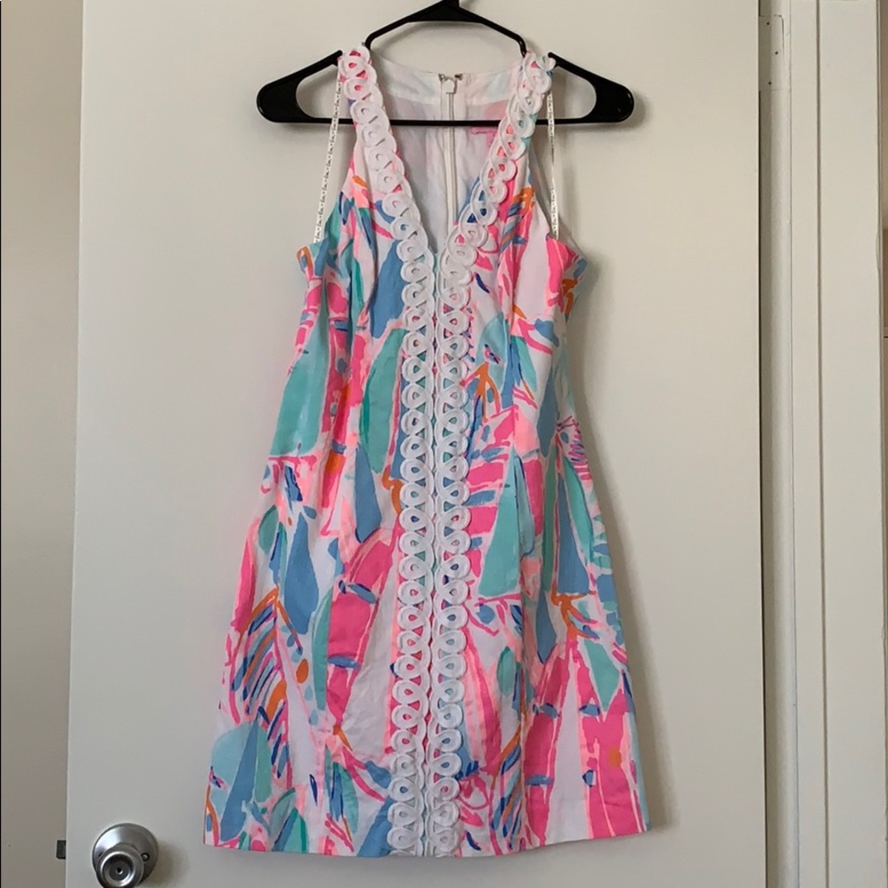 Lilly Pulitzer Size 4 Racerback Shift Dress